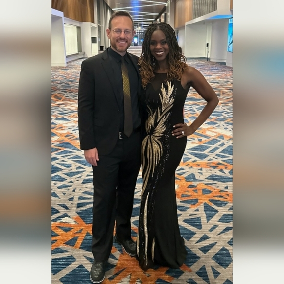 A POSHERS LIFE - Picture 8 of 14